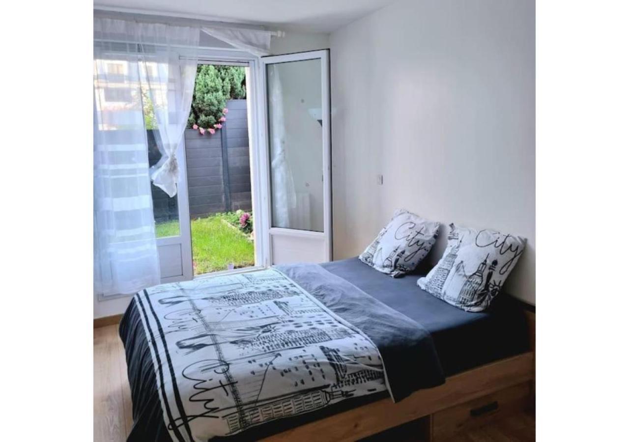 Superbe Appartement Avec Jardin Proche Versailles Saint-Cyr-l'Ecole Ngoại thất bức ảnh